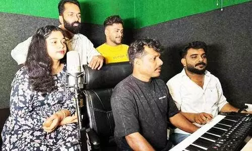 തദ്ദേശം കളമൊരുങ്ങി; ഇനി ‘പാട്ടുംപാടി’ ജയിക്കാം...