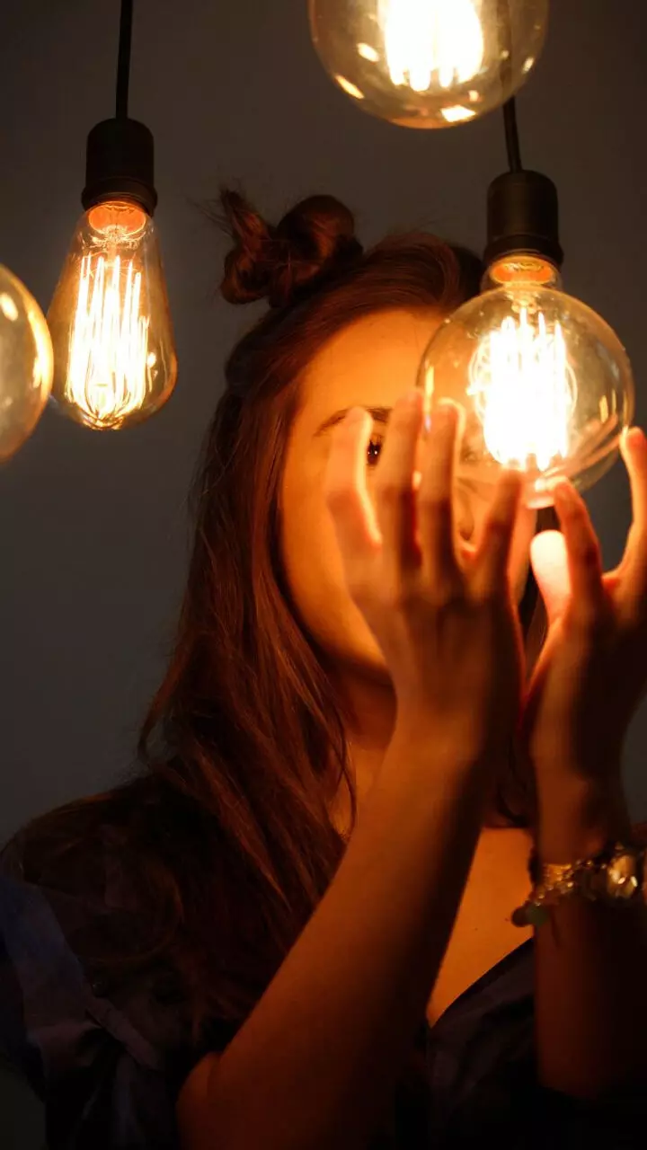 വൈദ്യുതി ബിൽ കുറക്കണോ, ഇങ്ങനെ ചെയ്താൽ മതി