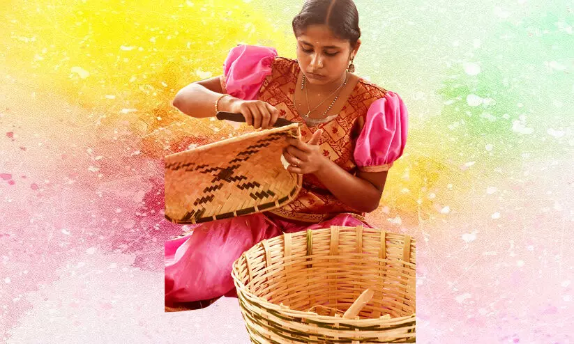 പൊയ്ക്കാലിലിരുന്ന് അവൾ പൊരുതി; മുറിവേറ്റ കൈയും മുറിവേൽക്കാത്ത മനസ്സുമായി പൊയ്ക്കാലിലിരുന്ന് അവൾ പൊരുതി; മുറിവേറ്റ കൈയും മുറിവേൽക്കാത്ത മനസ്സുമായി