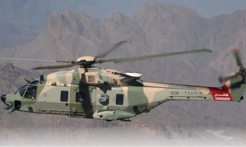 ക​സ​ബി​ൽ ര​ണ്ട് പൗ​ര​ന്മാ​രെ ഹെ​ലി​കോ​പ്ട​റി​ൽ ആ​ശു​പ​ത്രി​യി​ലെ​ത്തി​ച്ചു