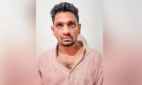 യുവാവിനെ ആക്രമിച്ച് പണം തട്ടിയ കേസിലെ പ്രതി പിടിയിൽ യുവാവിനെ ആക്രമിച്ച് പണം തട്ടിയ കേസിലെ പ്രതി പിടിയിൽ