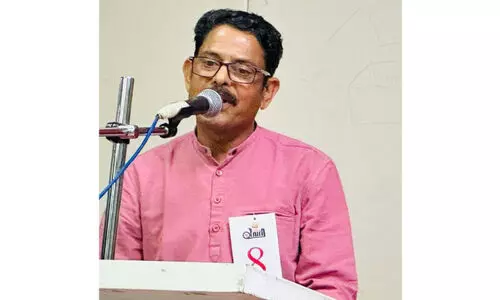 സ​മൃ​ദ്ധ​മാ​യൊ​ഴു​കി​യ സ്നേ​ഹാ​രു​വി നി​ശ്ച​ല​മാ​യി പ്രി​യ​പ്പെ​ട്ട​വ​ർ​ക്കി​ട​യി​ൽ നൊ​മ്പ​ര​മാ​യി ക​ണ്ണ​ൻ മു​ഹ​റ​ഖി​ന്‍റെ വി​യോ​ഗം