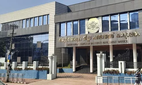 തിരുവനന്തപുരം ജില്ല പഞ്ചായത്ത് ആര്‌ നേടും?