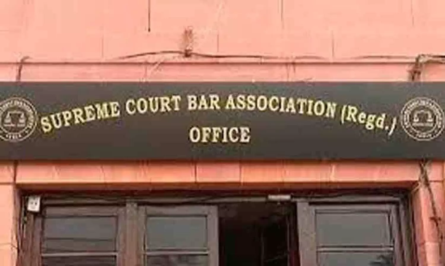 ആർത്തവകാലത്ത് ​ നേരിടുന്ന അപമാനം: ഹരജിയുമായി സുപ്രീംകോടതി ബാർ അസോസിയേഷൻ