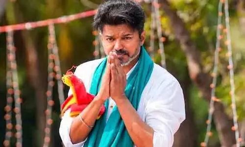 തമിഴ്നാട്ടിൽ പാർട്ടി ചിഹ്നത്തിനായി വിജയുടെ പാർട്ടി ഡെൽഹിയിൽ; നിയമസഭയിലെ 234 മണ്ഡലങ്ങളിലും സ്ഥാനാർഥികളെ നിർത്തും