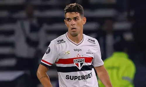 മുൻ ചെൽസി താരം ഓസ്കാർ പരിശീലനത്തിനിടെ കുഴഞ്ഞുവീണു, പരിശോധനയിൽ ഹൃദ്രോഗം സ്ഥിരീകരിച്ചു; വിരമിക്കും?