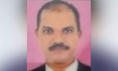 കണക്ഷന് സ്ഥിരപ്പെടുത്താൻ കൈക്കൂലി; കെ.എസ്.ഇ.ബി അസി. എൻജിനീയര് വിജിലന്സ് പിടിയില് കണക്ഷന് സ്ഥിരപ്പെടുത്താൻ കൈക്കൂലി; കെ.എസ്.ഇ.ബി അസി. എൻജിനീയര് വിജിലന്സ് പിടിയില്