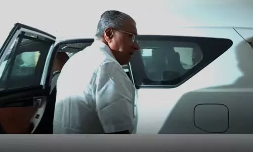 പി.എം ശ്രീയുമായി ബന്ധപ്പെട്ട ചോദ്യത്തോട് ക്ഷുഭിതനായി മുഖ്യമന്ത്രി