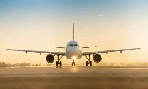 വി​മാ​ന സ​ർ​വി​സു​ക​ളെ ബാ​ധി​ക്കാം ക​ന​ത്തമൂ​ട​ൽമ​ഞ്ഞും അ​സ​്ഥി​ര​കാ​ലാ​വ​സ്ഥയും