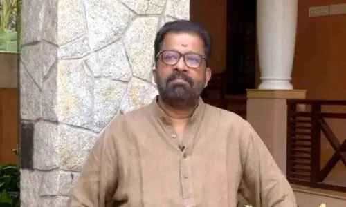 സംവിധായകന്‍ വി.എം. വിനു കോഴിക്കോട് കോർപറേഷനില്‍ യു.ഡി.എഫ് സ്ഥാനാര്‍ഥി; കല്ലായിയിൽ മത്സരിക്കും