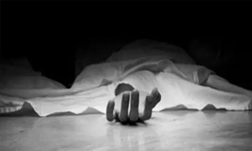 19-ാം നിലയിൽ നിന്ന് ചാടി ആറാംക്ലാസുകാരി ജീവനൊടുക്കി; പഠന സമ്മർദ്ദം മൂലമെന്ന് പോലീസ്