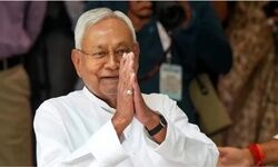 നിതീഷ് കുമാര്‍ മുഖ്യമന്ത്രി പദത്തിലേക്ക് പത്താം തവണ