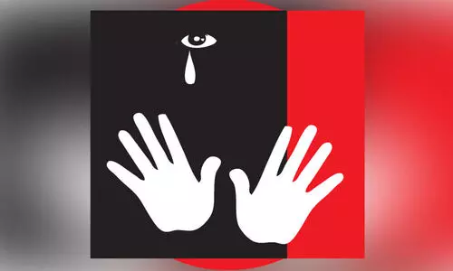 മുറിയിൽ പൂട്ടിയിട്ട്​ യുവതിക്ക്​ ​മർദനം; ഭർത്താവ്​ ഒളിവിൽ