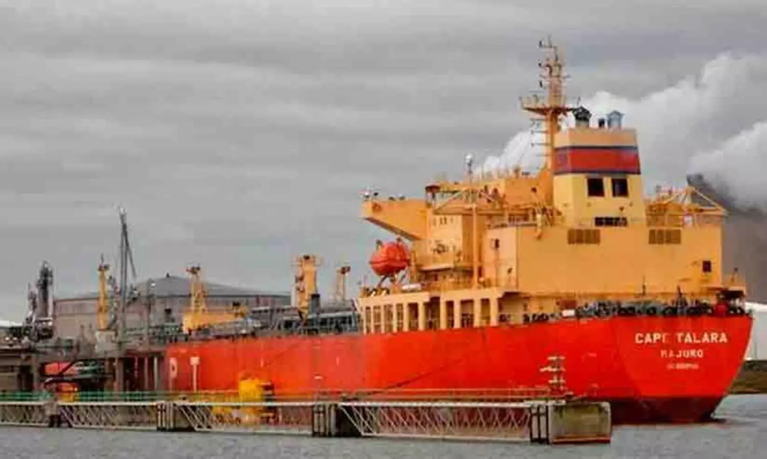 മാർഷൽ ദ്വീപിന്റെ എണ്ണ ടാങ്കർ കപ്പൽ ഇറാൻ പിടി​​ച്ചെടുത്തതായി അമേരിക്ക; ചെറിയ മൂന്ന് ബോട്ടുകൾ വളഞ്ഞിട്ടാണ് പിടികൂടിയതെന്ന് പ്രൈവറ്റ് സെക്യൂരിറ്റി സ്ഥാപനം