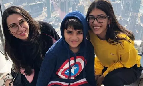 രണ്ട് മാസമായി ഫീസടച്ചിട്ട്; പണമാവശ്യപ്പെട്ട് കരീഷ്മ കപൂറിന്റെ മകൾ, നാടകം വേണ്ടെന്ന് ഹൈകോടതി