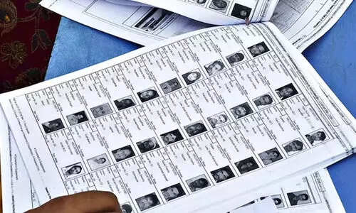 എസ്.ഐ.ആർ: വിതരണം ചെയ്തത് 19.33 ലക്ഷം ഫോമുകൾ എസ്.ഐ.ആർ: വിതരണം ചെയ്തത് 19.33 ലക്ഷം ഫോമുകൾ