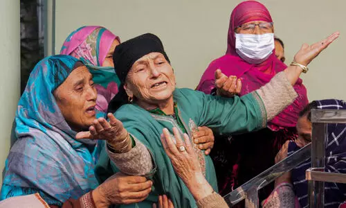 ചിതറിത്തെറിച്ച ശരീരഭാഗങ്ങൾ; നോവുനിലമായി നൗഗാം