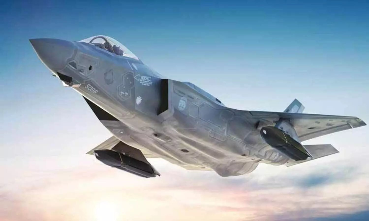 സൗദിക്ക് എഫ് -35 ഫൈറ്റർ ജെറ്റ് നൽകാനുള്ള കരാർ പരിഗണിക്കുന്നതായി ട്രംപ്