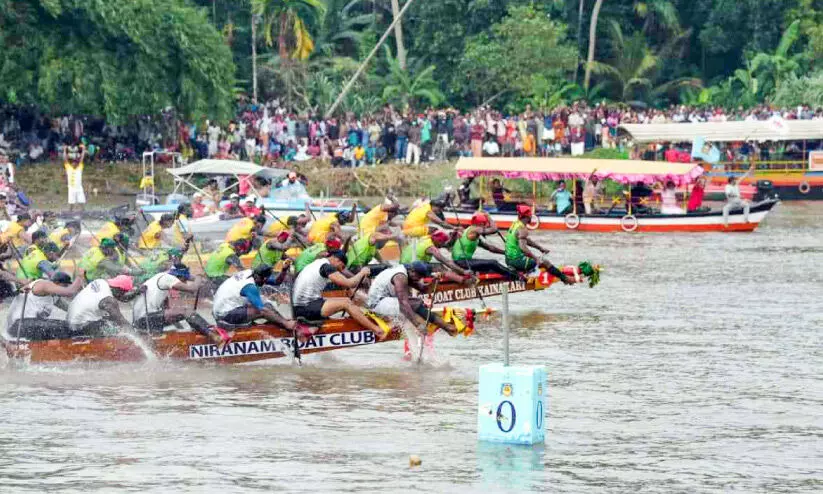 പാണ്ടനാട് സി.ബി.എല്‍; അട്ടിമറി അതിജീവിച്ച് വീയപുരം വീണ്ടും ജേതാക്കള്‍