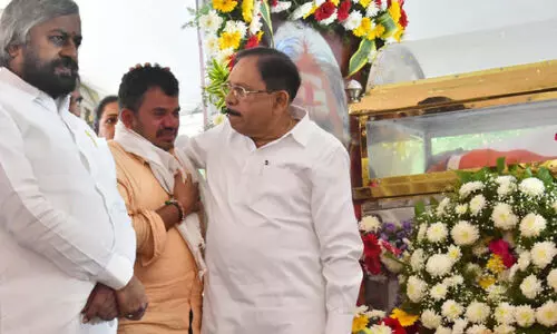 തിമ്മക്കക്ക് പൂർണ സംസ്ഥാന ബഹുമതികളോടെ വിട നൽകി തിമ്മക്കക്ക് പൂർണ സംസ്ഥാന ബഹുമതികളോടെ വിട നൽകി