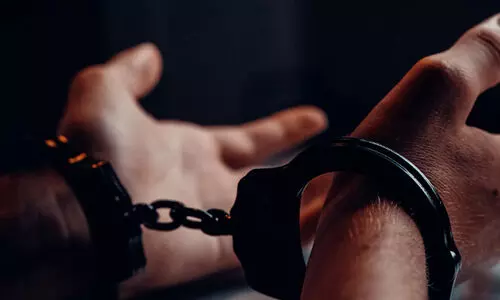 മ​നു​ഷ്യ​ക്ക​ട​ത്ത്; ഏ​ഷ്യ​ൻ നി​ശാ​ക്ല​ബ് മാ​നേ​ജ​ർ​ക്ക് മൂ​ന്ന് വ​ർ​ഷം ത​ട​വും പി​ഴ​യും