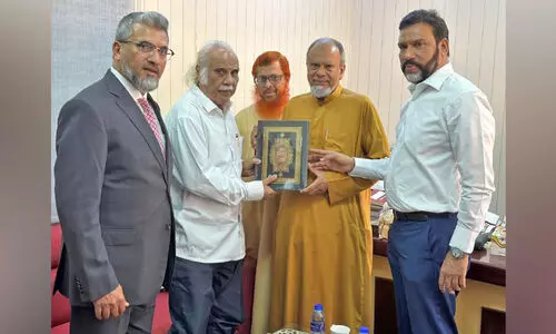 ഡോ. ​കെ.​കെ.​എ​ന്‍. കു​റു​പ്പ് അ​ല്‍മ​നാ​ര്‍ സെ​ന്‍റ​ര്‍ സ​ന്ദ​ര്‍ശി​ച്ചു