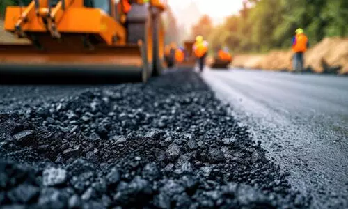 അ​റ്റ​കു​റ്റ​പ്പ​ണി; ഫ​ഹാ​ഹീ​ൽ റോ​ഡി​ല്‍ ഭാ​ഗി​ക ഗ​താ​ഗ​ത നി​യ​ന്ത്ര​ണം