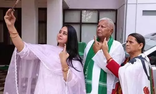 മോശം കിഡ്നി ദാനം ചെയ്തു​​വെന്ന് അസഭ്യം പറഞ്ഞു, ചെരിപ്പുകൊണ്ട് അടിക്കാൻ നോക്കി; ഗുരുതര ആരോപണങ്ങളുമായി വീണ്ടും ലാലുവിന്റെ മകൾ