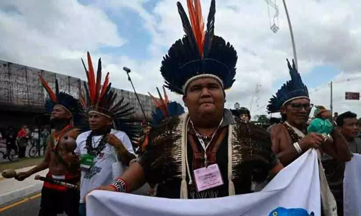 ആമസോൺ മഴക്കാടിന് നടുവിലൂടെ ഹൈവേ; ബ്രസീലിൽ ആദിവാസി വിഭാഗങ്ങളുടെ പ്രക്ഷോഭം