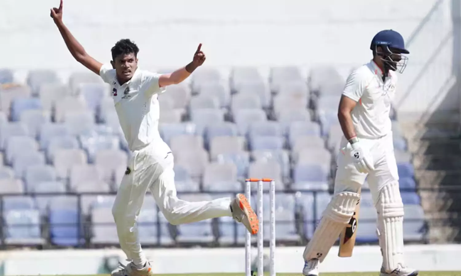 രഞ്ജി ട്രോഫി: കേരളത്തിനെതിരെ മധ്യപ്രദേശ് പൊരുതുന്നു, ആറിന് 155 റൺസ്