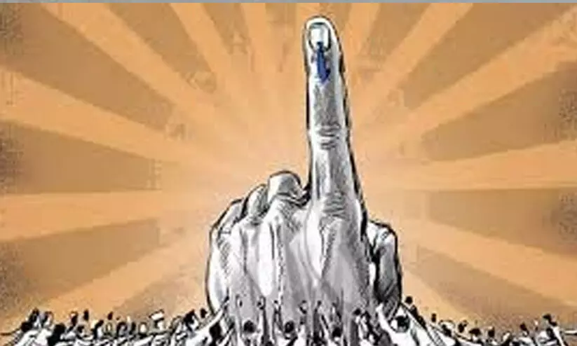 തദ്ദേശക്കളത്തിൽ വികസന ക്രെഡിറ്റിനായി തമ്മിൽ പോര് തദ്ദേശക്കളത്തിൽ വികസന ക്രെഡിറ്റിനായി തമ്മിൽ പോര്