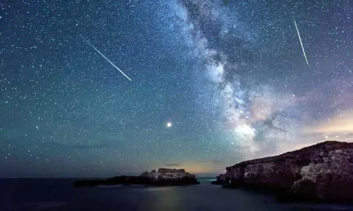 ആകാശ വിസ്മയം കാണാം