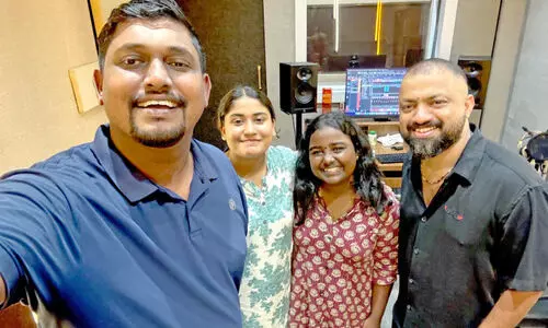 പാ​ട്ടുപാ​ടി  ജ​യി​പ്പി​ക്കാം