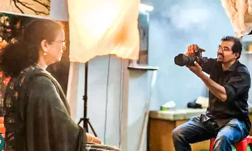 സ്ഥാനാർഥികൾ ഫോട്ടോ ഷൂട്ടിൽ