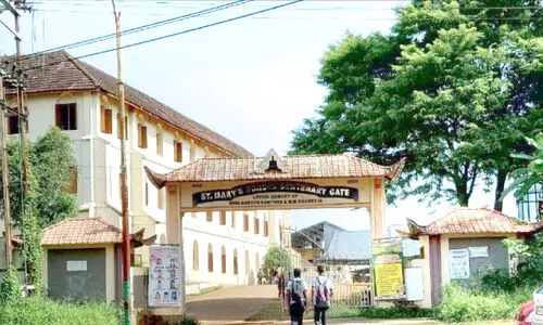 പെരിയാർ തീരത്തെ അക്ഷര മുത്തശ്ശി