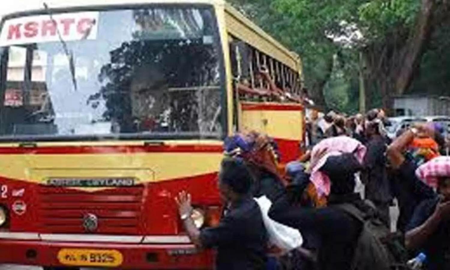 ശബരിമല തീർഥാടനം; ആദ്യഘട്ടത്തിൽ 450 ബസ്​ ഓടിക്കാൻ കെ.എസ്.ആർ.ടി.സി