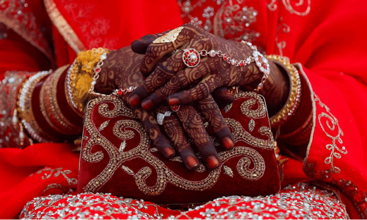 indian women, shekpura, pakistan, bride, ​ഷെയ്ഖ്പുര, പാകിസ്താൻ, ലാഹോർ, ഹൈകോടതി