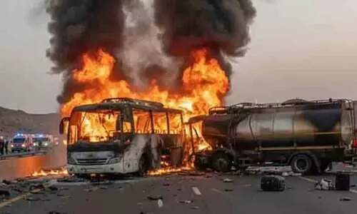 മ​ദീ​ന ബ​സ് ദു​ര​ന്തം; മ​രി​ച്ച​വ​രെ​ല്ലാം ഹൈ​ദ​രാ​ബാ​ദി​ൽ​ നി​ന്നു​ള്ള തീ​ർ​ഥാ​ട​ക​ർ