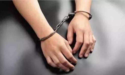 തൊഴിൽ–താമസ നിയമലംഘനം: 22 വിദേശ വനിതകൾ പിടിയിൽ