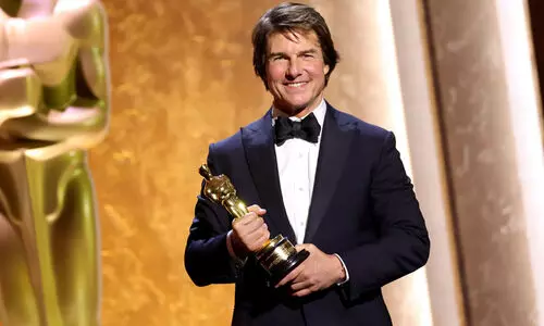 ‘എവിടെ നിന്ന് വരുന്നു എന്നത് പ്രശ്നമല്ല, തിയേറ്ററിൽ നമ്മൾ ഒരുമിച്ച് ചിരിക്കുന്നു, ഒരുമിച്ച് അനുഭവിക്കുന്നു...’ ടോം ക്രൂസിന് ഓണററി ഓസ്കർ