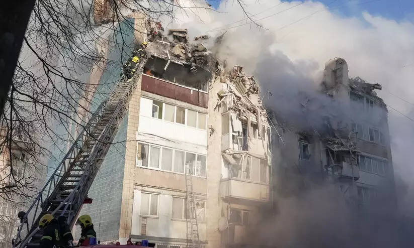യുക്രെയ്നിൽ റഷ്യൻ വ്യോമാക്രമണം; 10 മരണം