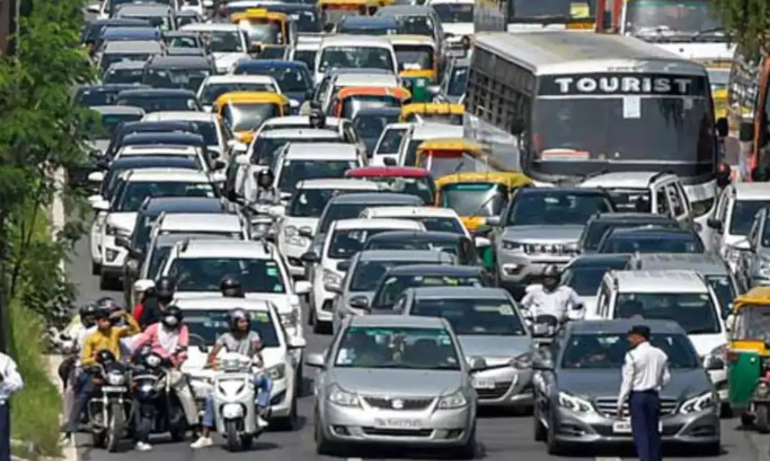 വെഹിക്കിൾ ഫിറ്റ്നസ് പരിശോധനാ ഫീസ് 10 ഇരട്ടി ആയി വർധിപ്പിച്ചു; പുതുക്കിയ ഫീസ് വിവരങ്ങൾ അറിയാം