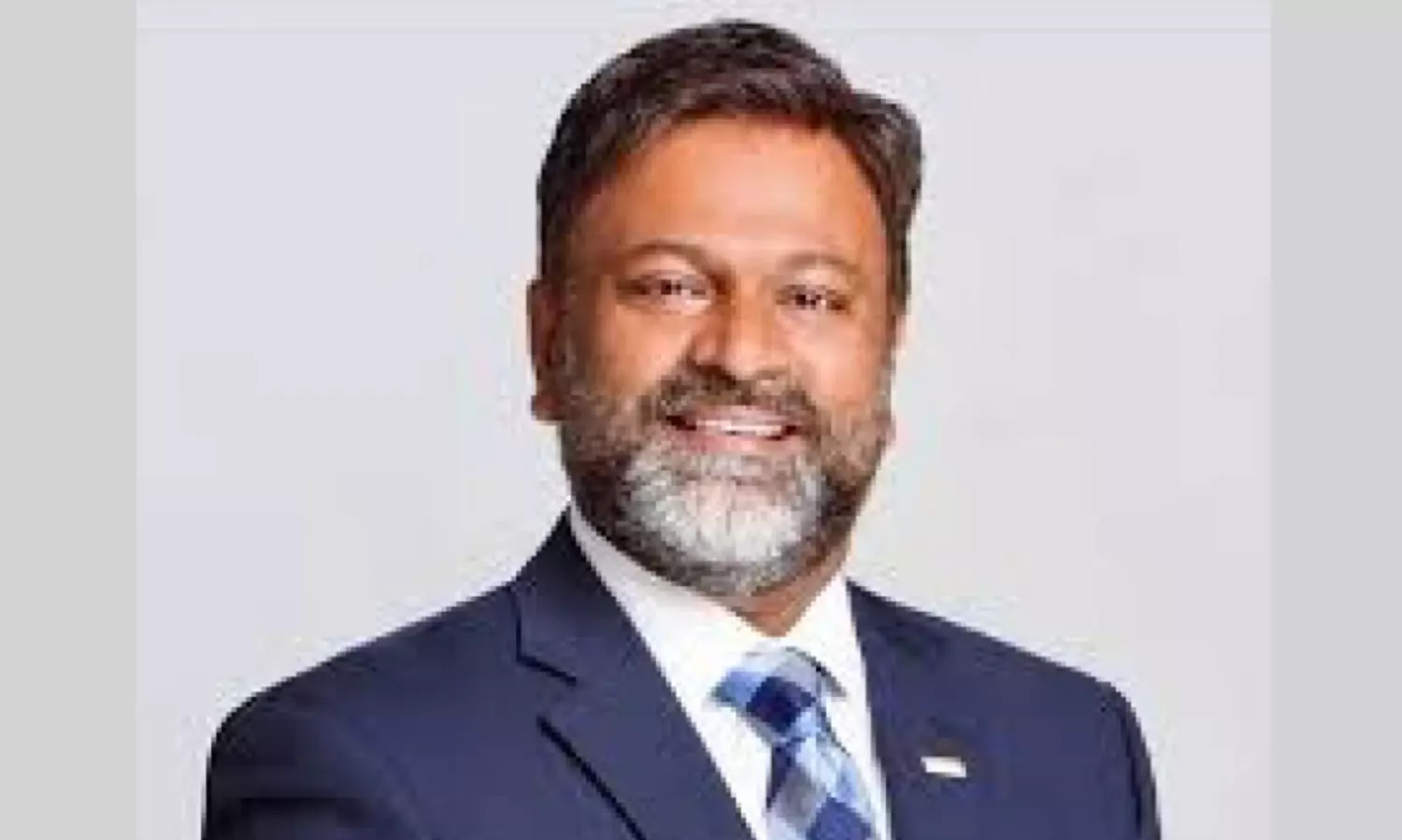 റോ​​​ബി​​​ൻ ഇ​​​ല​​​ക്കാ​​​ട്ട് മി​​​സോ​​​റി സി​​​റ്റി മേ​​​യ​​​റാ​​​യി വീണ്ടും ചുമതലയേറ്റു