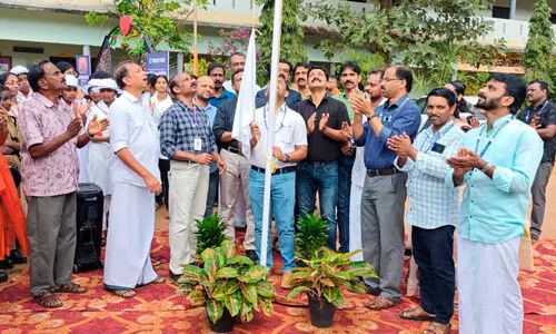 ജില്ല സ്കൂൾ കലോത്സവം; വേദികൾ ഇന്ന് ഉണരും ജില്ല സ്കൂൾ കലോത്സവം; വേദികൾ ഇന്ന് ഉണരും