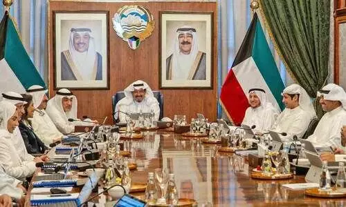 സ​ബ്സി​ഡി ഭ​ക്ഷ്യ​വ​സ്തു​ക്ക​ൾ ക​ട​ത്തു​ന്ന​ത് നേ​രി​ടും