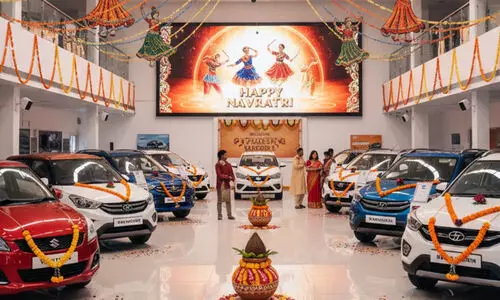 ഓരോ രണ്ട് സെക്കൻഡിലും ഒരു കാർ വിറ്റു; പുതിയ ചരിത്രം