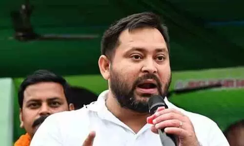 പുതിയ സർക്കാറിന് ജനങ്ങളുടെ ഇച്ഛക്കൊത്ത് പ്രവർത്തിക്കാൻ സാധിക്കട്ടെ; മൗനം വെടിഞ്ഞ് നിതീഷ്‍ കുമാറിന് ആശംസയുമായി തേജസ്വി യാദവ്