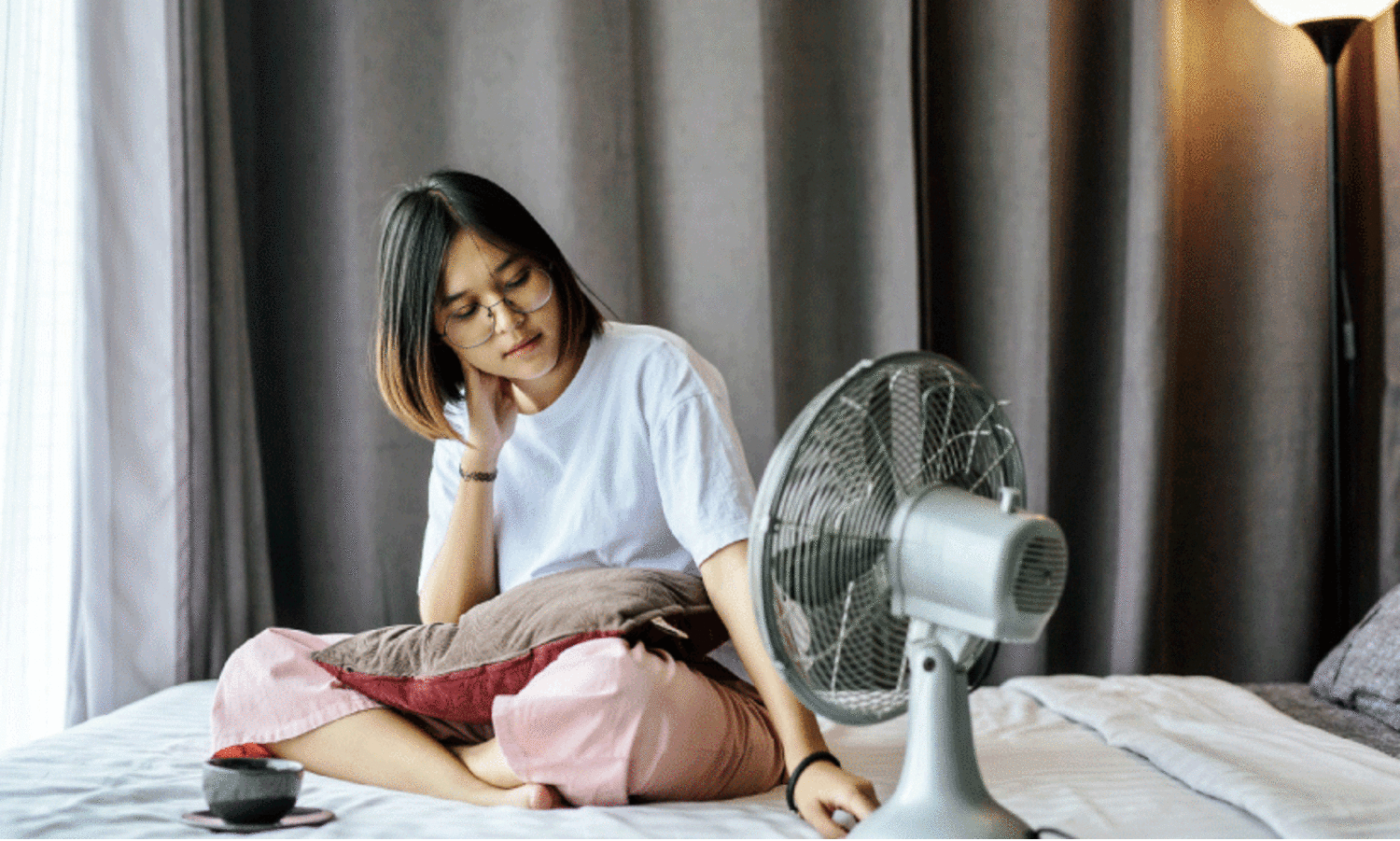 ശ്വാസതടസ്സം, ആസ്ത്മ, അപസ്മാരം... ഫാനിട്ട് കിടന്നുറങ്ങിയാലുള്ള ആരോഗ്യ പ്രശ്നങ്ങൾ. ഫാനിടും മുമ്പ് ഇക്കാര്യങ്ങൾ ശ്രദ്ധിച്ചാൽ ടെൻഷൻ വേണ്ട