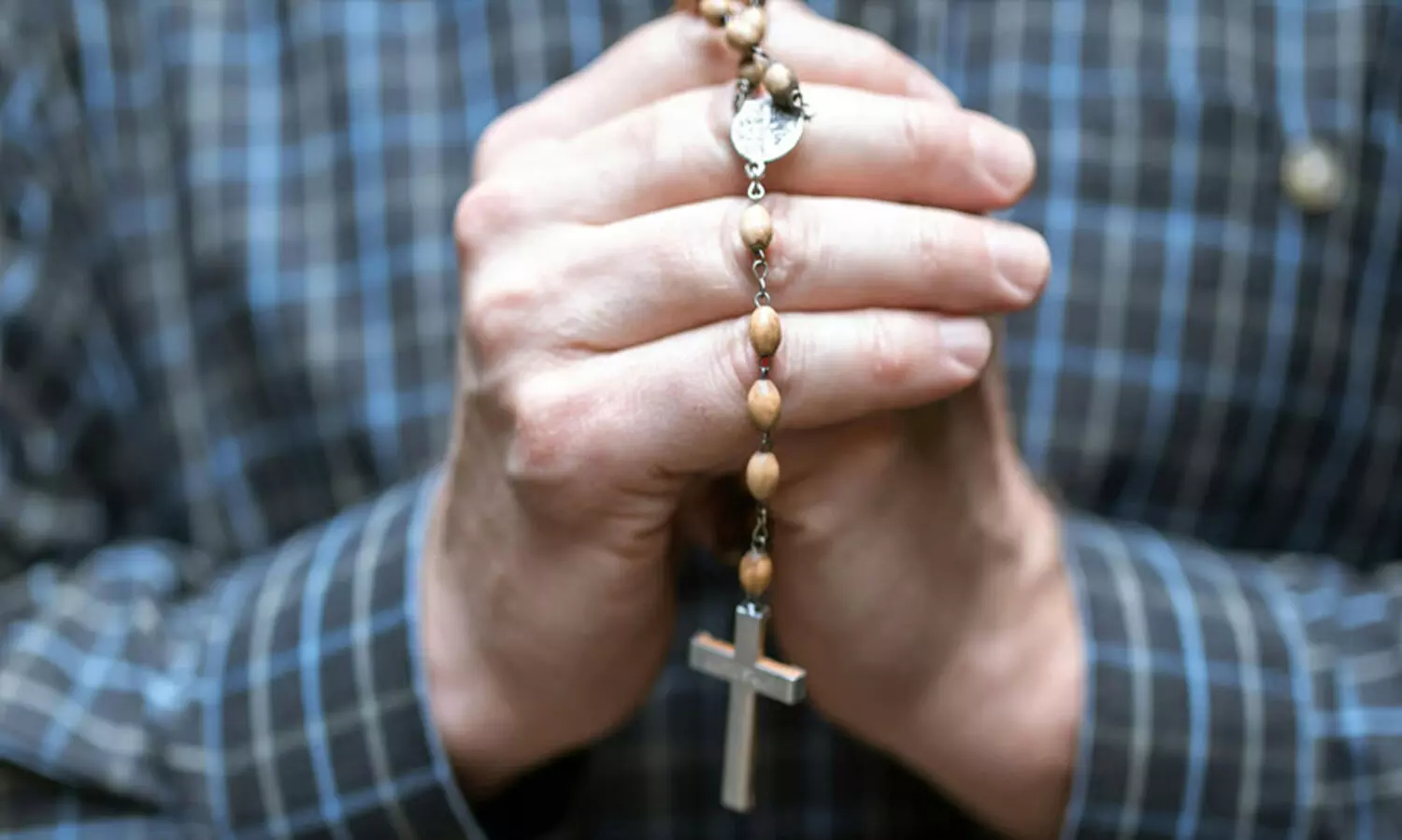 നിയമവിരുദ്ധ മതപരിവർത്തനം നടത്തിയെന്നാരോപിച്ച് രാജസ്ഥാനിൽ രണ്ട് ക്രിസ്ത്യൻ മിഷനറിമാർക്കെതിരെ കേസ്