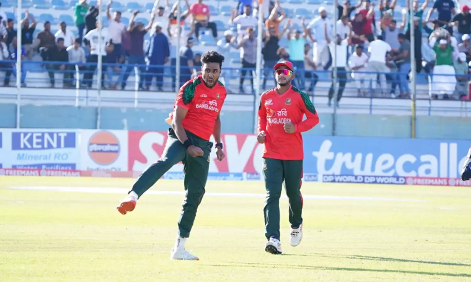 സൂപ്പർ ആവേശം! സൂപ്പർ ഓവറിൽ ഇന്ത്യയെ വീഴ്ത്തി ബംഗ്ലാദേശ് ഫൈനലിൽ